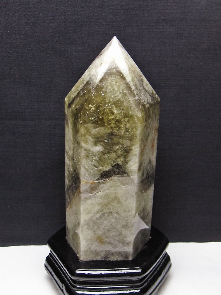 2.1Kg シトリン水晶 六角柱 [t719-5381] 1枚目