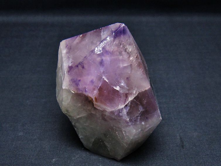 アメジスト 六角柱[T720-1191] 1枚目