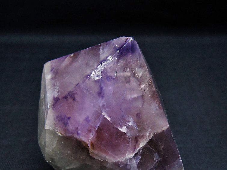 アメジスト 六角柱[T720-1191] 2枚目