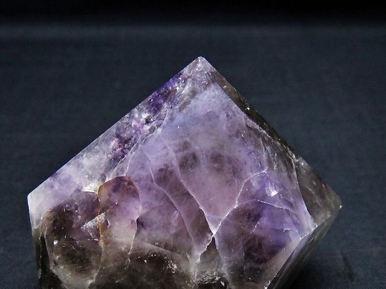 アメジスト 六角柱[T720-1192] 2枚目