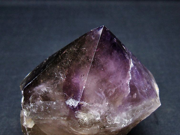 アメジスト 六角柱[T720-1197] 2枚目