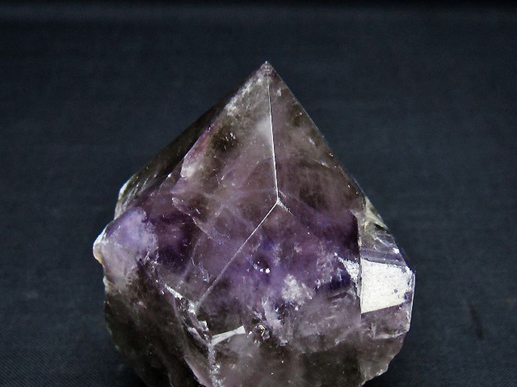 アメジスト 六角柱[T720-1198] 3枚目