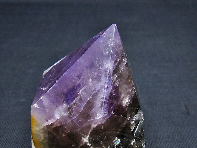 アメジスト 六角柱[T720-1215] 3枚目