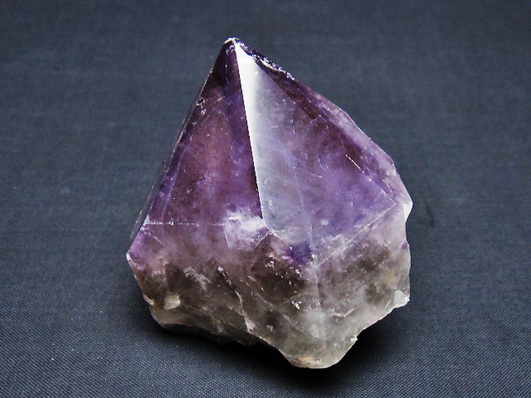 アメジスト 六角柱[T720-1231] 1枚目