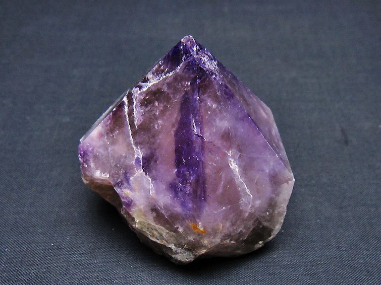 アメジスト 六角柱[T720-1236] 1枚目