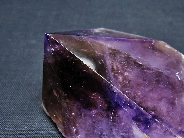 アメジスト 六角柱[T720-1237] 2枚目