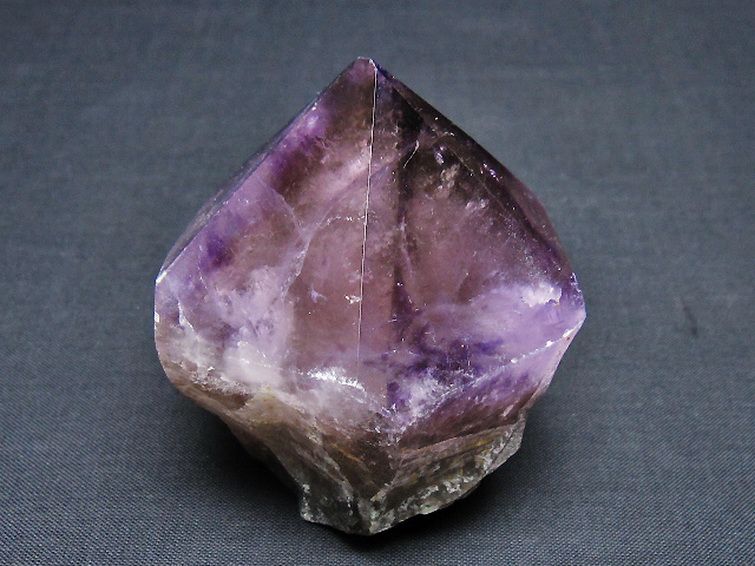 アメジスト 六角柱[T720-1254] 1枚目
