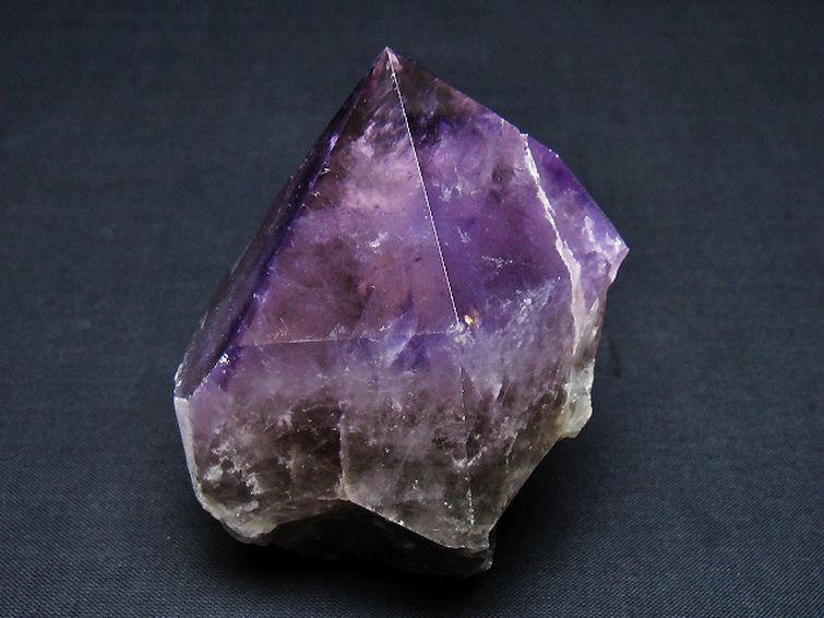 アメジスト 六角柱[T720-1258] 1枚目