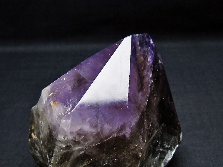 アメジスト 六角柱[T720-1328] 3枚目