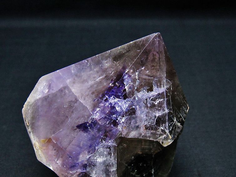 アメジスト 六角柱[T720-1330] 3枚目