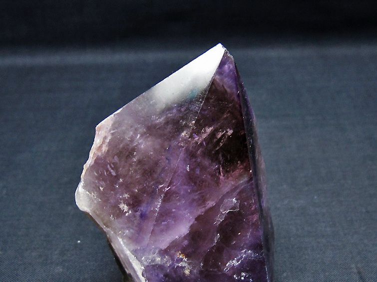 アメジスト 六角柱[T720-1335] 3枚目