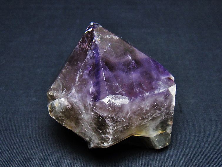 アメジスト 六角柱[T720-1353] 1枚目