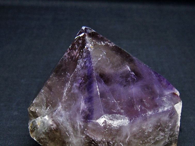 アメジスト 六角柱[T720-1353] 2枚目
