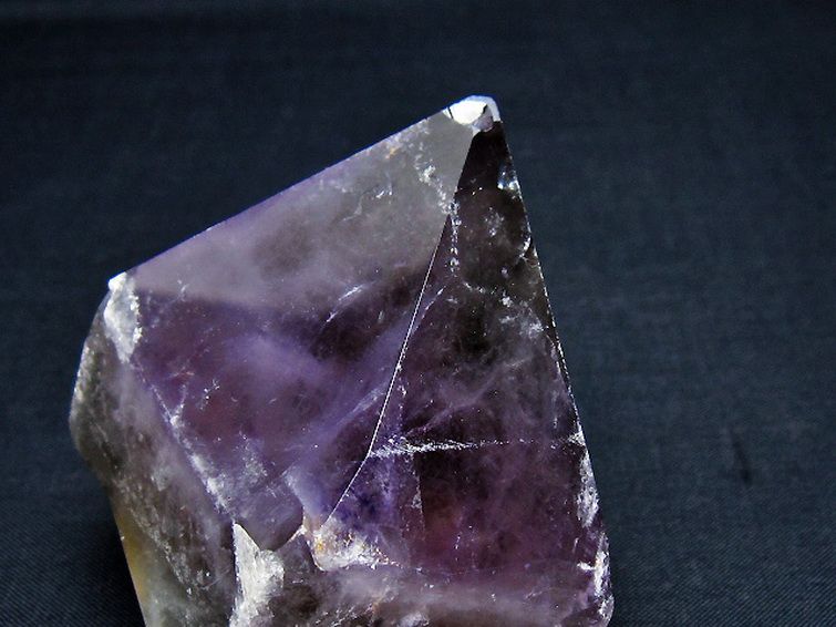 アメジスト 六角柱[T720-1353] 3枚目