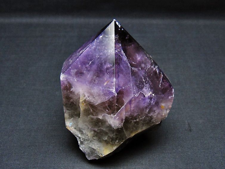 アメジスト 六角柱[T720-1355] 1枚目