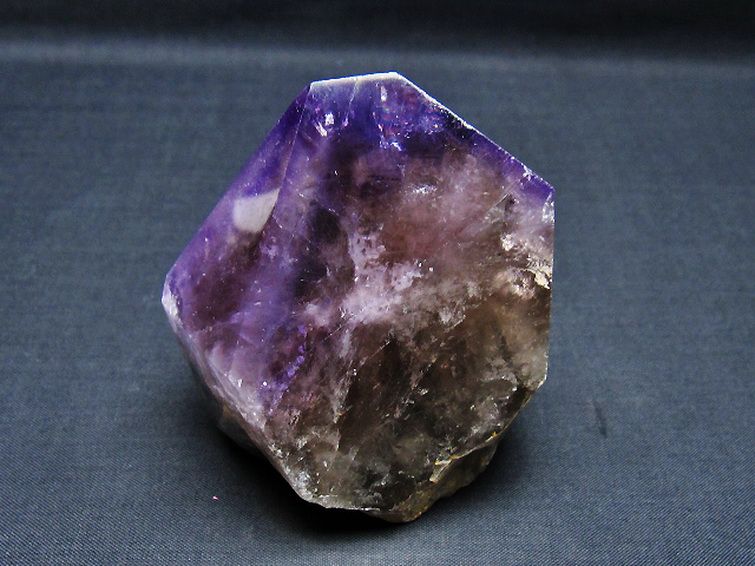 虹入り アメジスト 六角柱[T720-1360] 1枚目