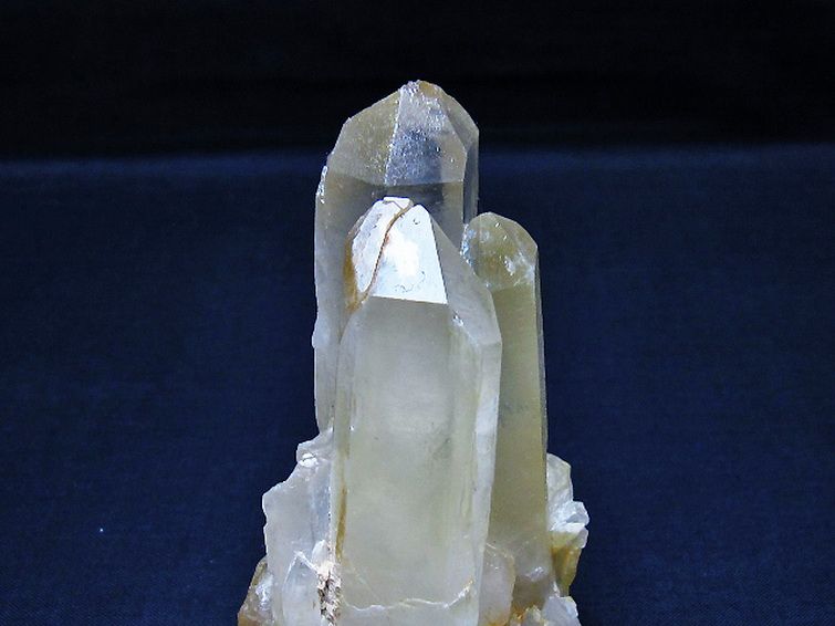 レムリアンシード水晶クラスター [t721-13372] 2枚目