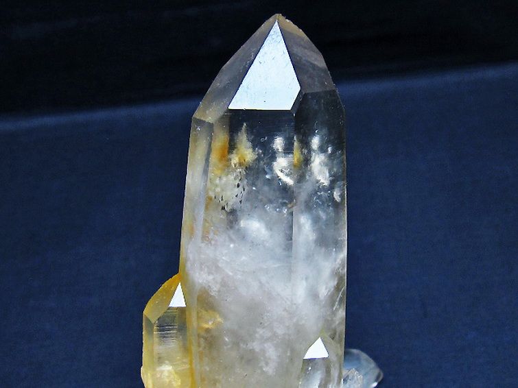 レムリアンシード水晶クラスター [t721-13395] 2枚目