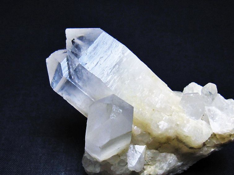 レムリアンシード水晶クラスター [t721-13455] 2枚目