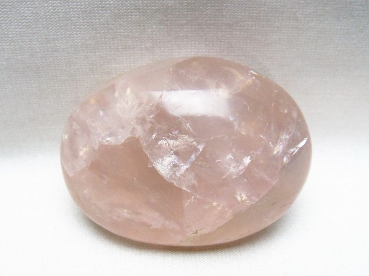 ローズクォーツ 原石 [t723-1944] 3枚目