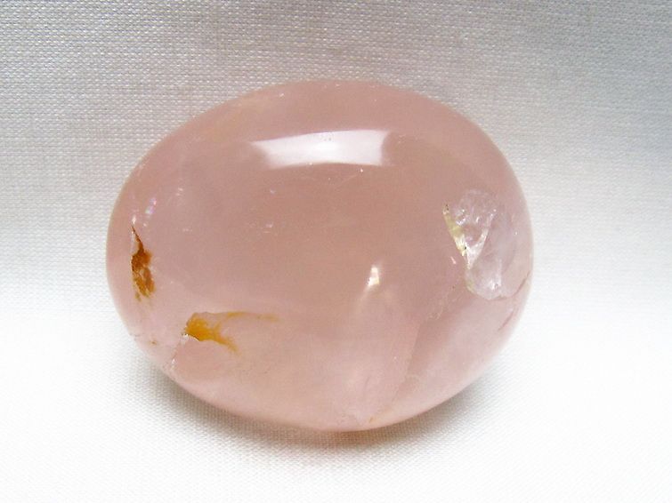 ピンク水晶 楽天市場】○AAA【ピンク(桃色)カラー きらきら爆裂水晶さざれ】200