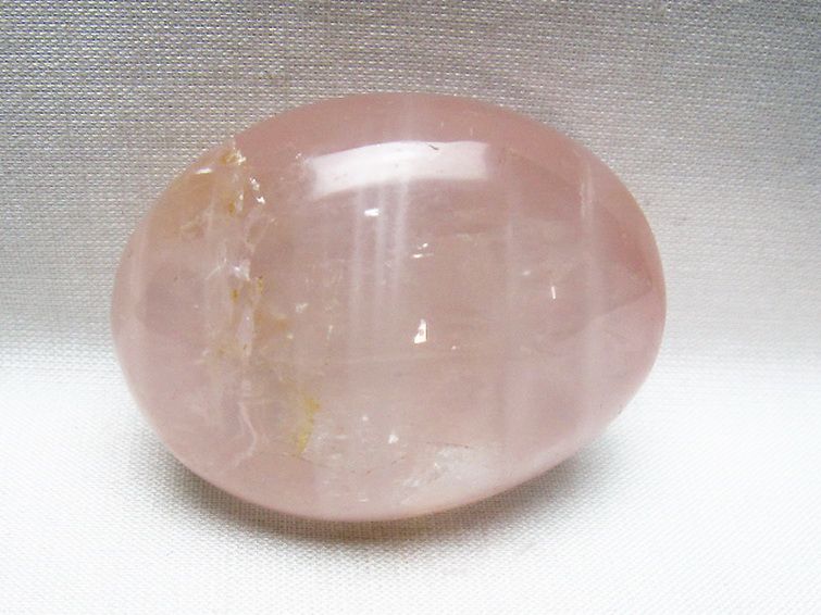 ローズクォーツ 原石 [t723-1977] 2枚目