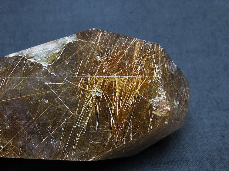 ルチルクォーツ（金針ルチル水晶） 原石[T725-2302] 2枚目