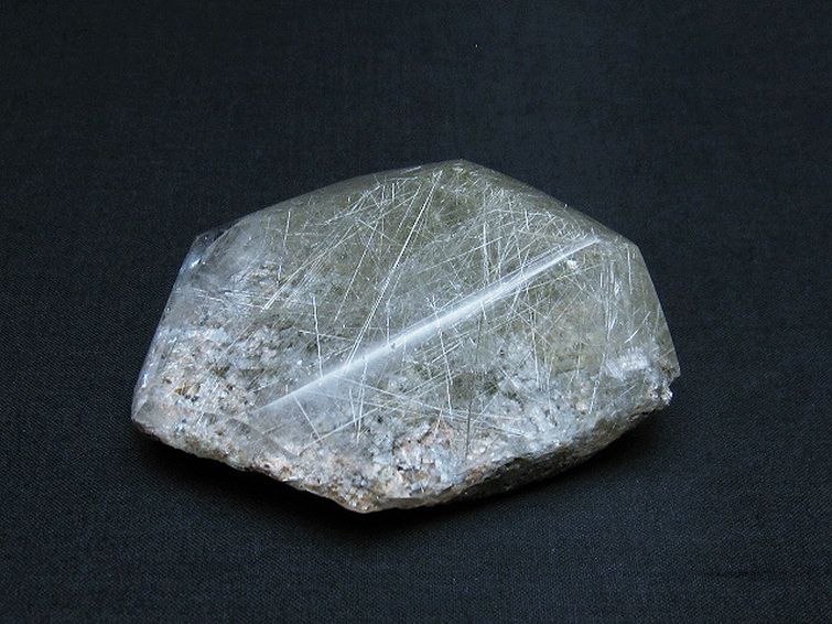 プラチナルチル 原石[T725-2340] 1枚目