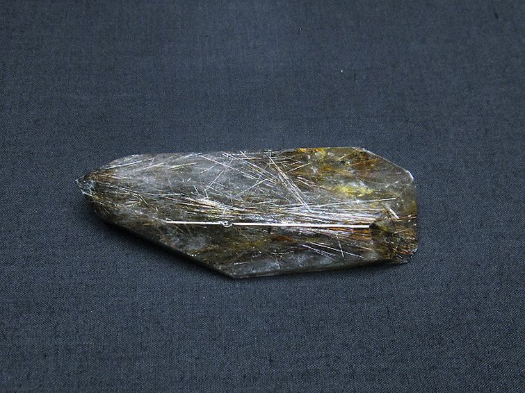 プラチナルチル 原石[T725-2341] 1枚目