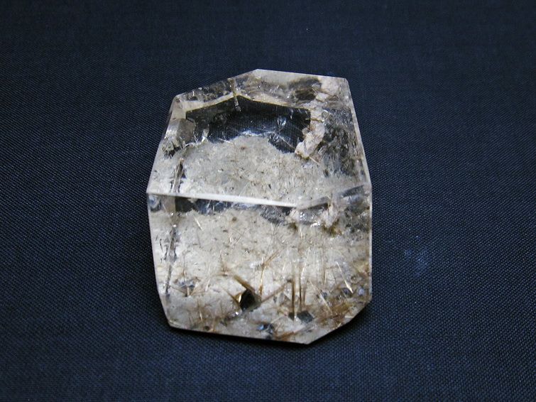 プラチナルチル 原石[T725-2696] 1枚目