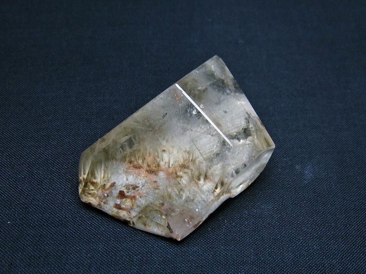 プラチナルチル 原石[T725-2698] 1枚目
