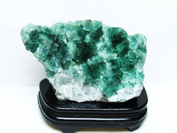 3Kg 緑フローライト 原石[T726-1676] 1枚目