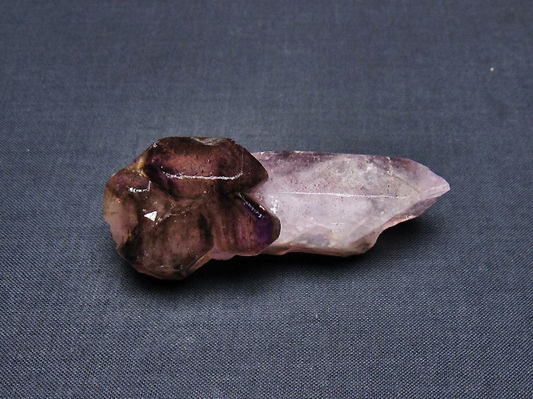 スーパーセブン 原石 [t73-2335] 1枚目