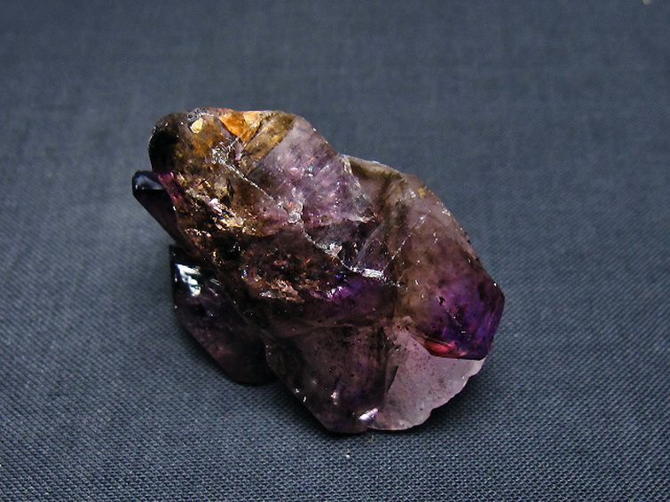 ★古代水入り★スーパーセブン原石 スーパーセブン 水入り 原石 単晶 AAA 天然石 台座付き ブラジル