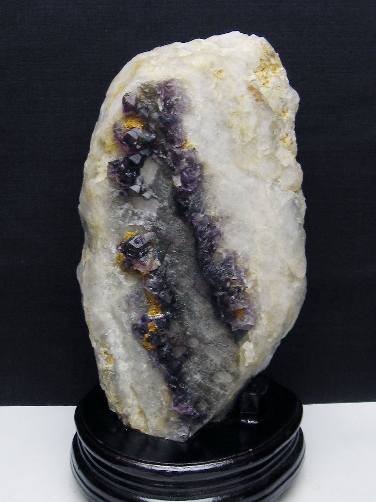 2.4Kg スーパーセブン 原石[T73-2360] 1枚目