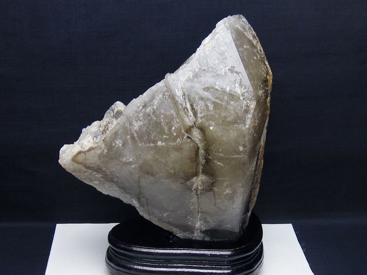 3Kg ライトニング水晶 原石[T735-3971] 1枚目