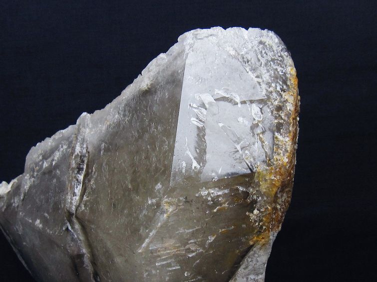 3Kg ライトニング水晶 原石[T735-3971] 3枚目