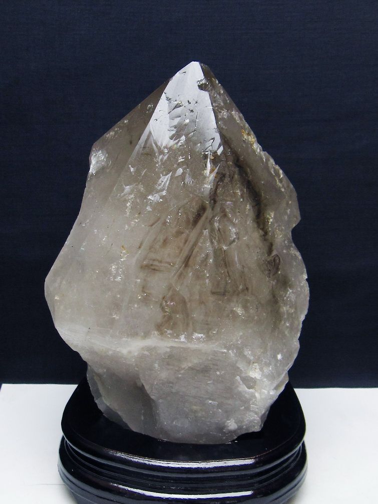 4.8Kg ライトニング水晶 原石[T735-3972] 1枚目