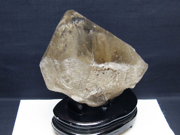 3.1Kg ライトニング水晶 原石[t735-3973]