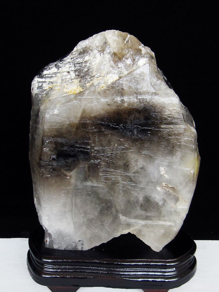 8.4Kg ライトニング水晶 原石[T735-3979] 1枚目