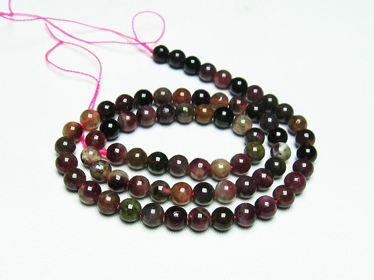 ミックスカラー トルマリン 一連 ビーズ 6mm [t75-6951] 1枚目