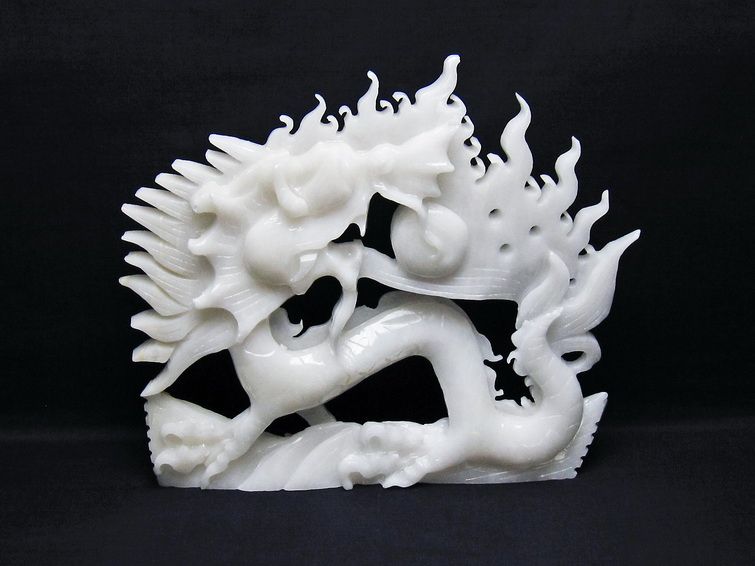 2.1Kg 漢白玉 手彫り 龍 置物 [t757-1981] 1枚目
