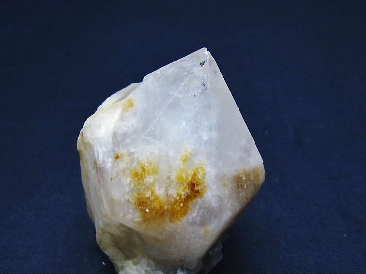 カテドラルライブラリー 水晶 原石 [t761-3638] 3枚目