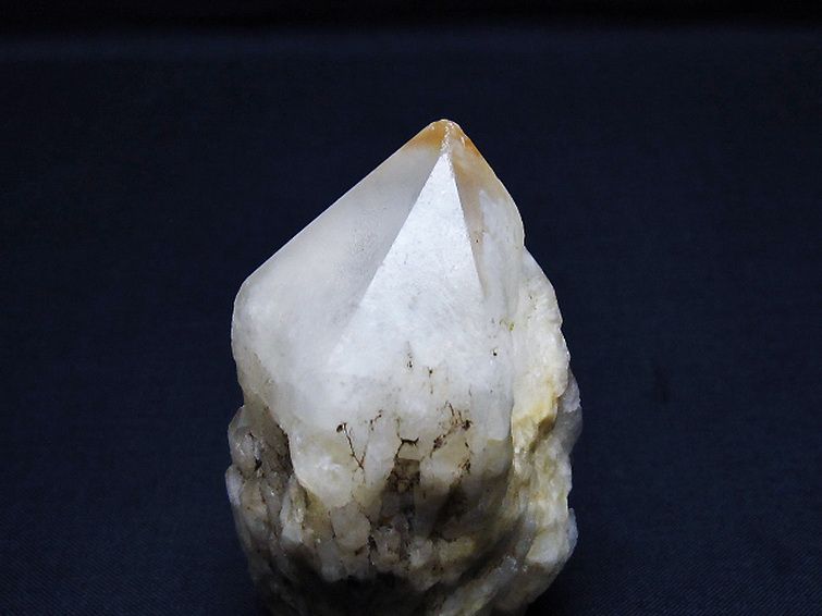 カテドラルライブラリー 水晶 原石 [t761-3673] 3枚目