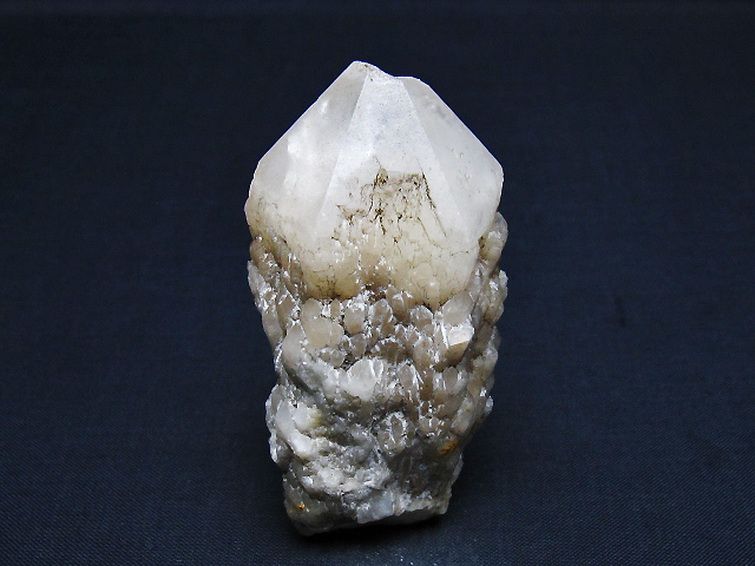 カテドラルライブラリー 水晶 原石 [t761-3680] 1枚目