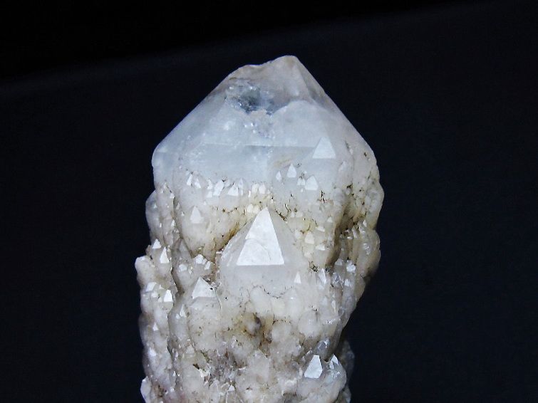 カテドラルライブラリー 水晶 原石 [t761-3680] 3枚目