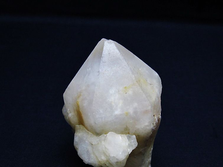 カテドラルライブラリー 水晶 原石 [t761-3682] 3枚目