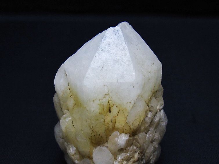 カテドラルライブラリー 水晶 原石 [t761-3689] 2枚目