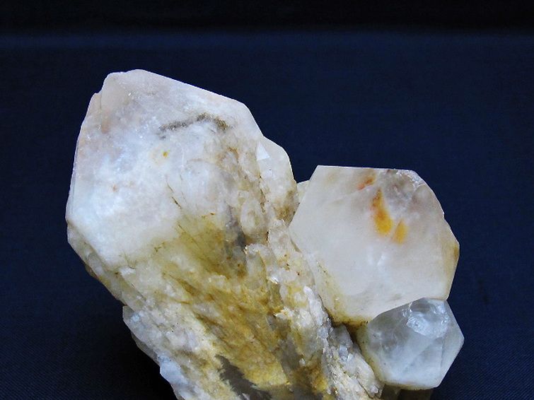 カテドラルライブラリー 水晶 原石 [t761-3736] 3枚目