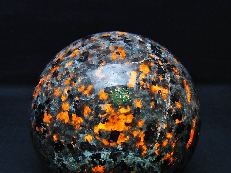 1.6Kg ユーパーライト 丸玉 107mm [t762-3292] 2枚目